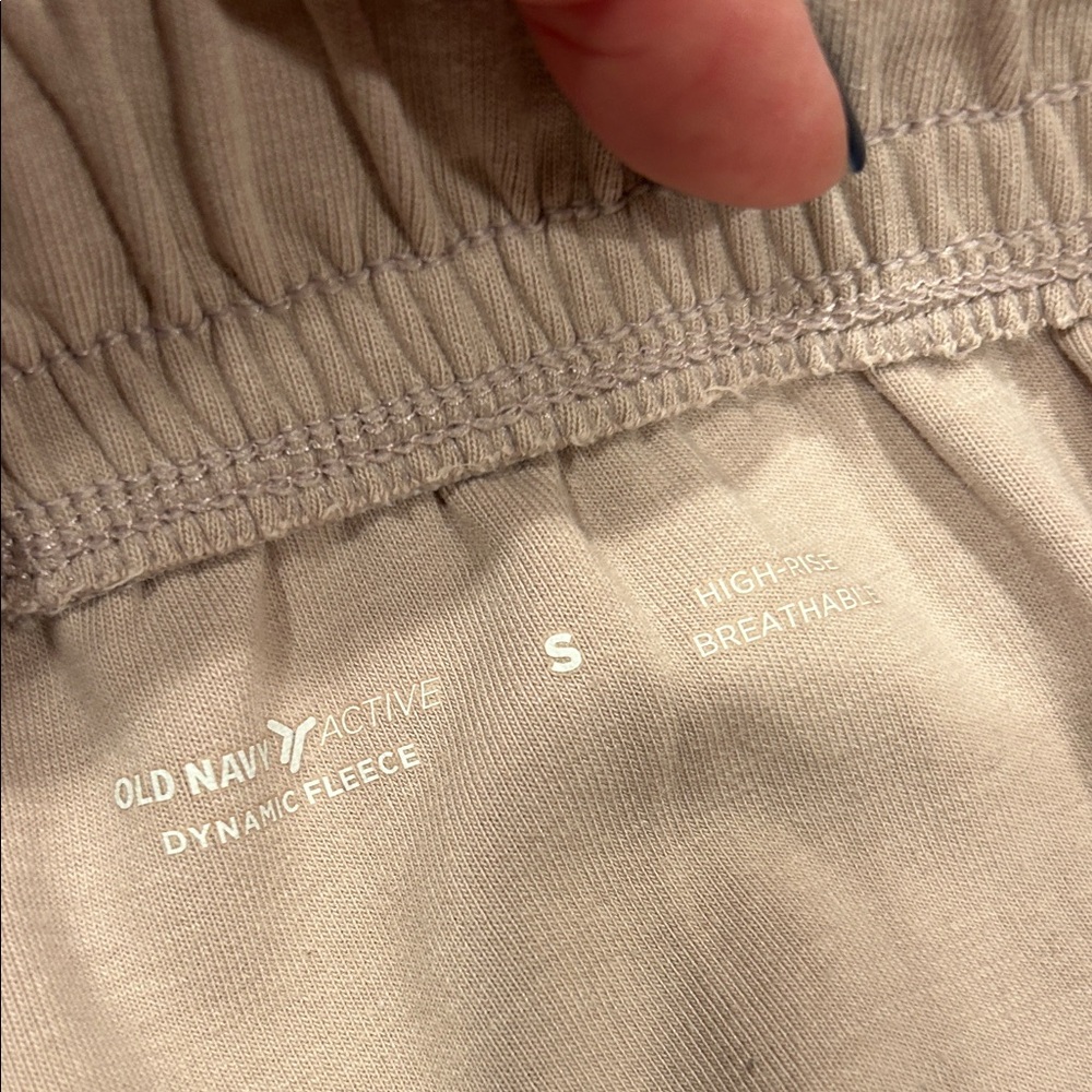 Hoodie and pants set - Picture 5 of 5
